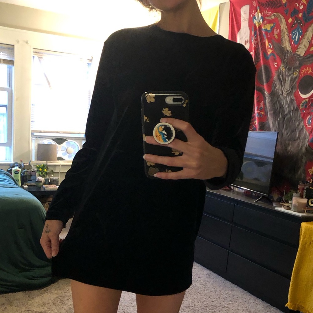Jennifer Moore Black Tunic Top
